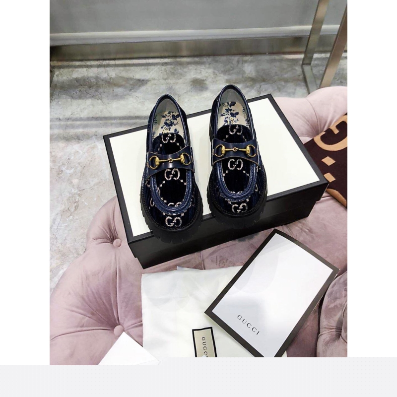 G*u*i leather shoes